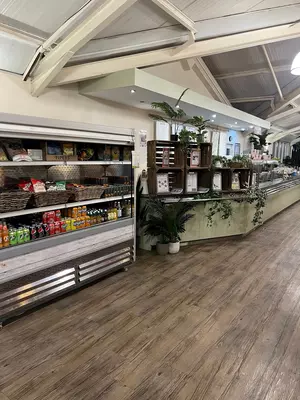 Greenhouse Kitchen Autumn