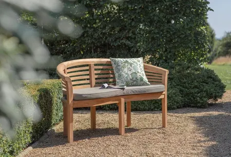 Bramblecrest Broadway Banana Bench (8cm Scroll) - image 1