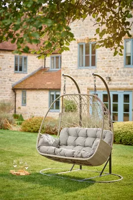 Cocoons & Swing Seats
