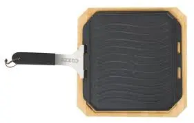 Cozze® reversible cast iron pan with bamboo tray 330x330 mm. - image 1